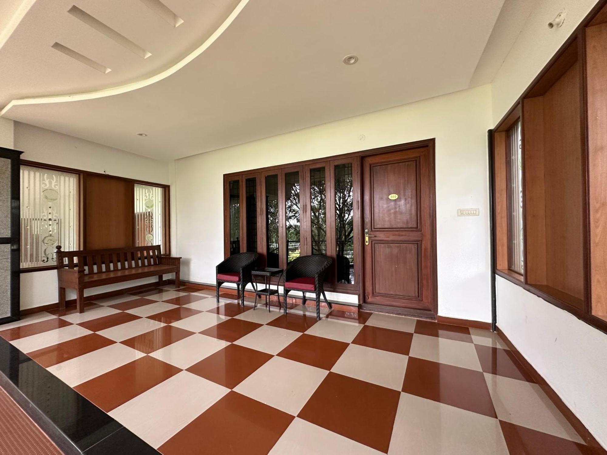 Holiday Valley Hotels And Resorts Denkanikottai Ngoại thất bức ảnh